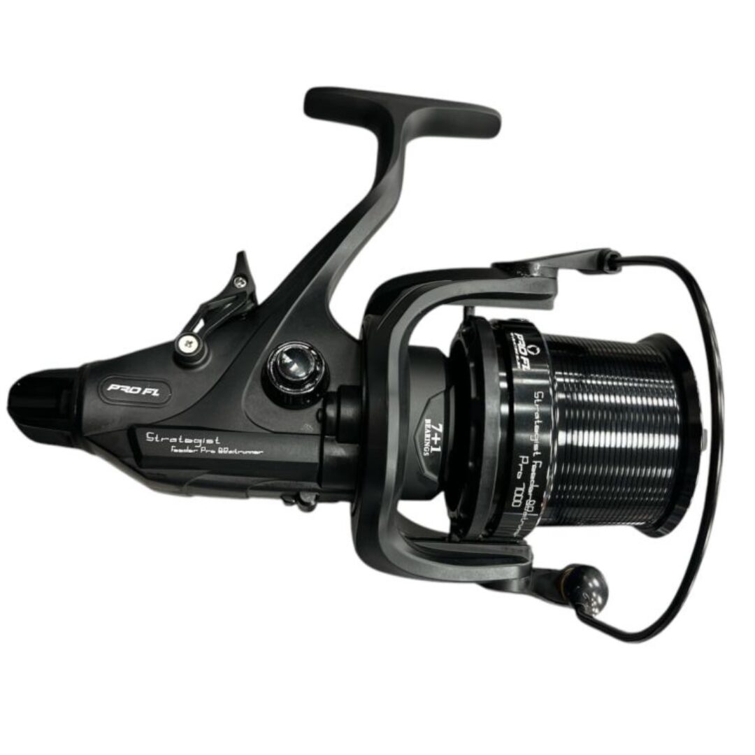 Макара PRO FL Strategist Feeder Pro Baitrunner 7000 и 8000 – за шаран или фидер с baitrunner и метална шпула